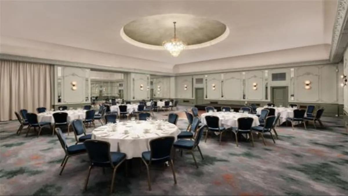 Ambassador - DoubleTree by Hilton Brighton Metropole
