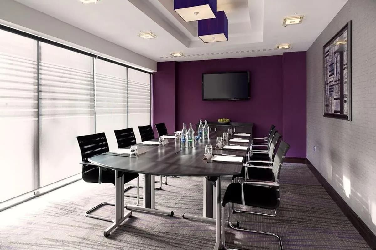 Regent Suite - DoubleTree by Hilton London - West End