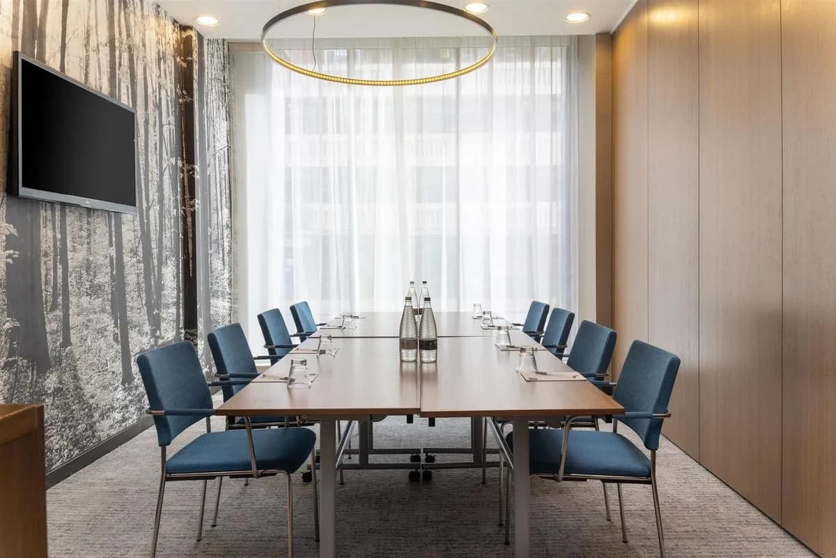 Meeting Room 4 - Hampton by Hilton London Waterloo