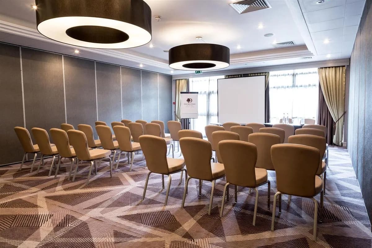 Chambers Suite - DoubleTree by Hilton London - Ealing