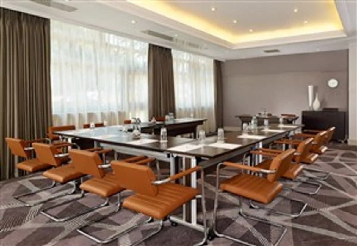 Springfield Suite - DoubleTree by Hilton London - Ealing
