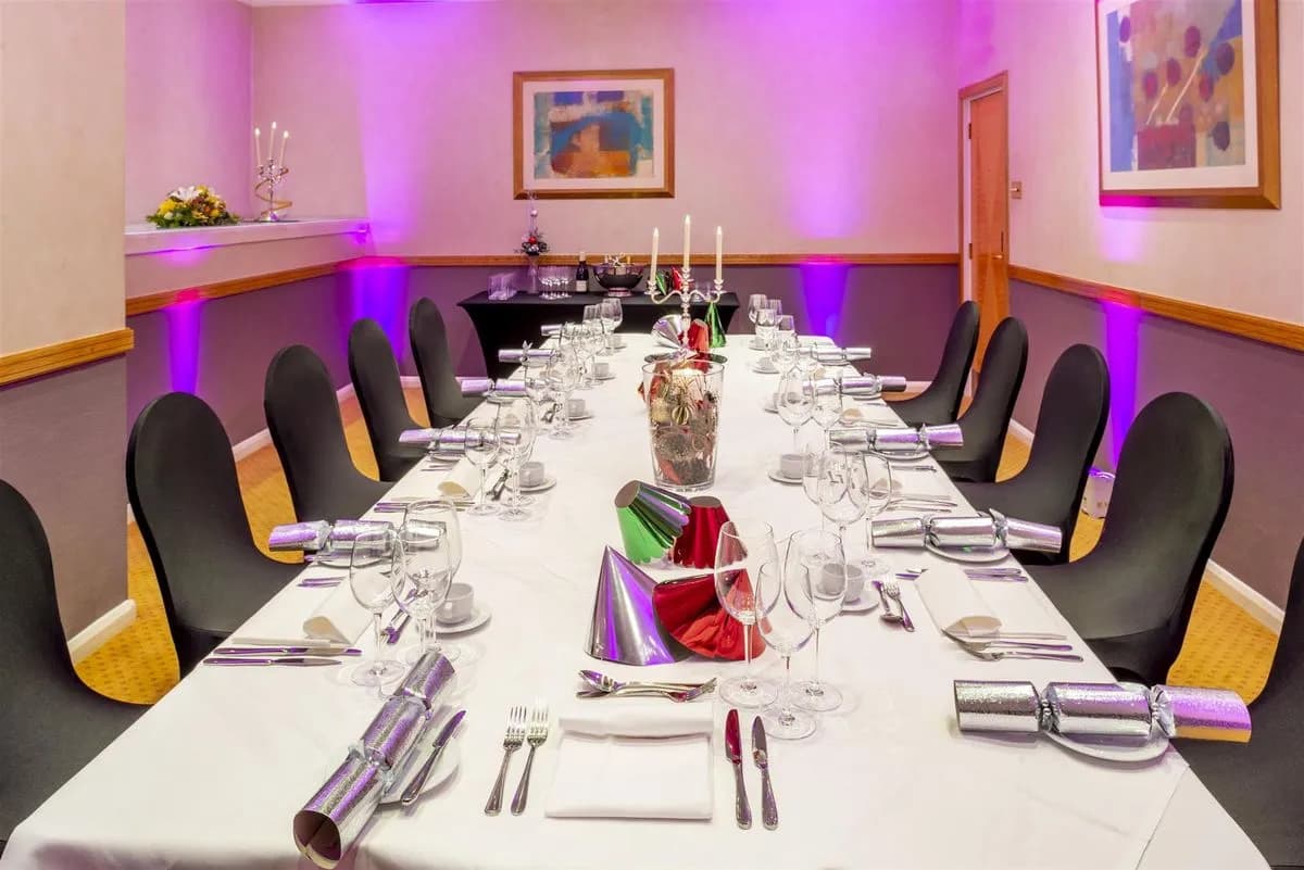 Harrington Suite - Millennium Hotel & Conference Centre Gloucester - London Kensington
