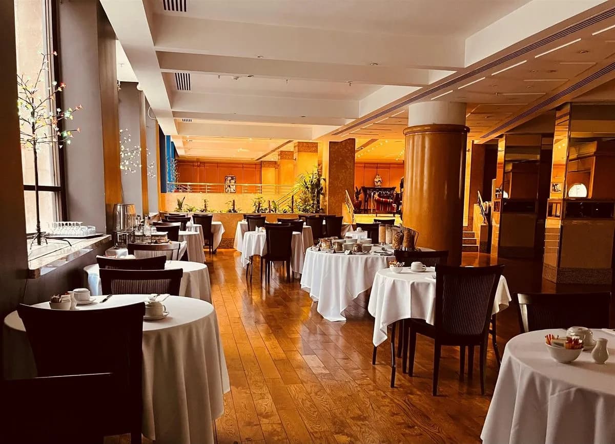 Lower Madison - The Washington Mayfair Hotel