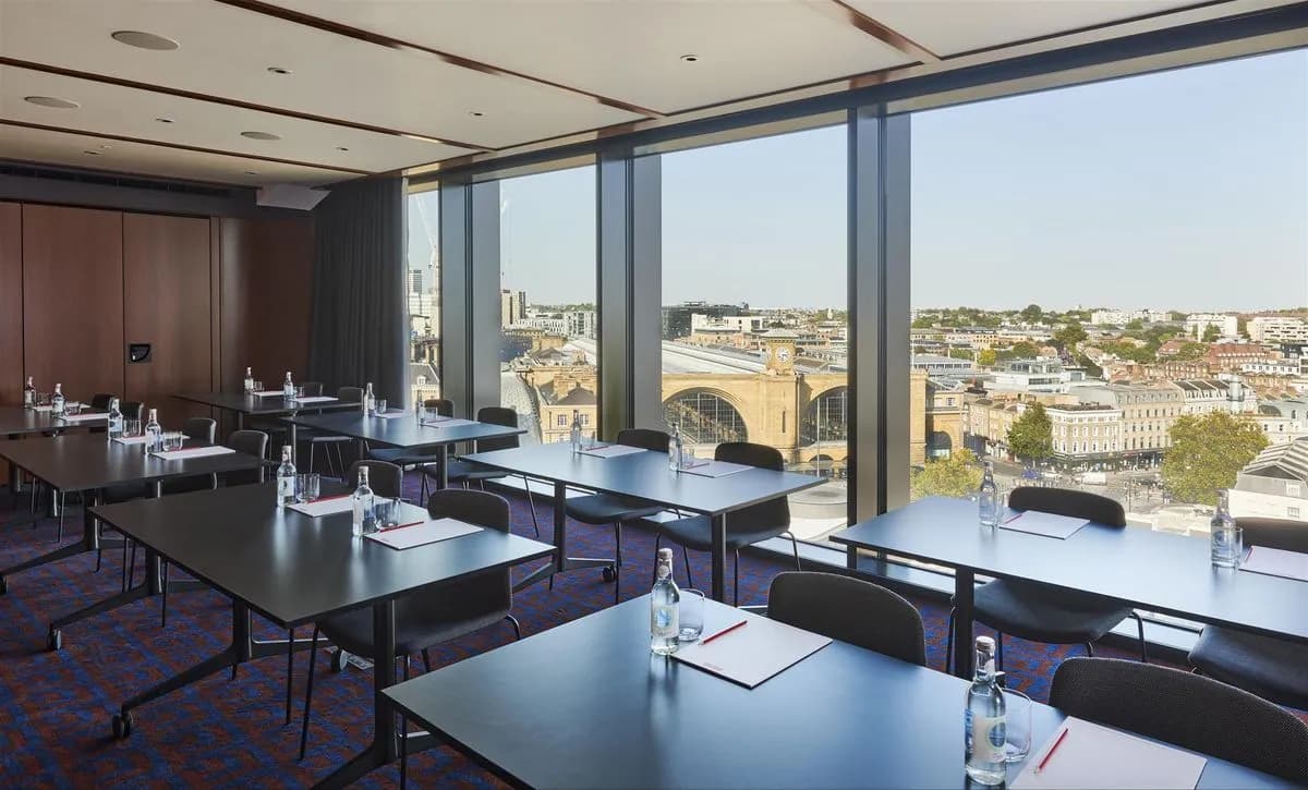 The Townhouse 9 East - The Standard, London
