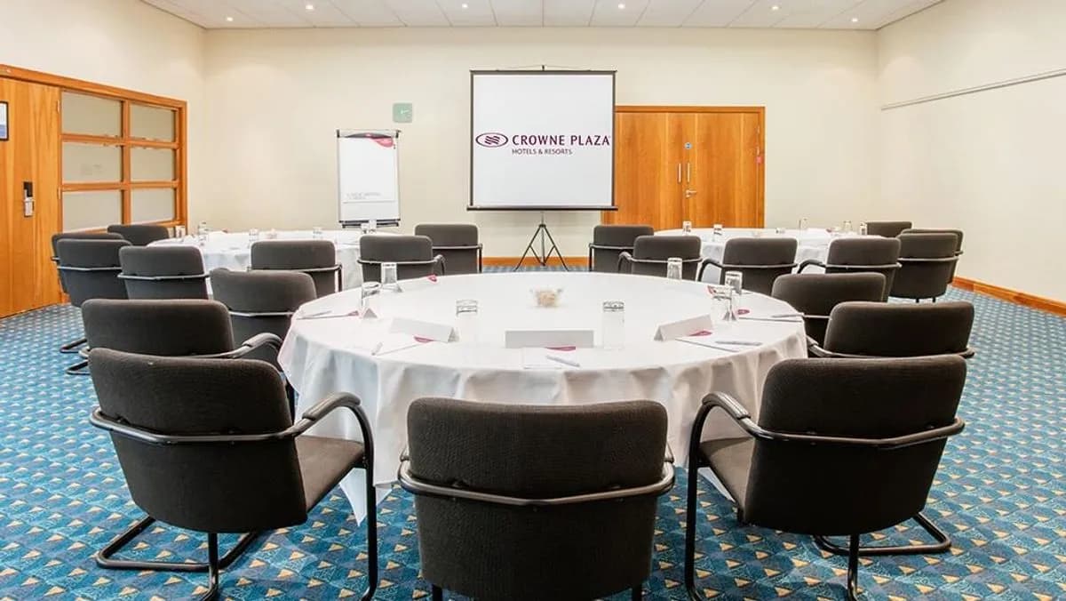 Malpas Suite - Crowne Plaza Chester