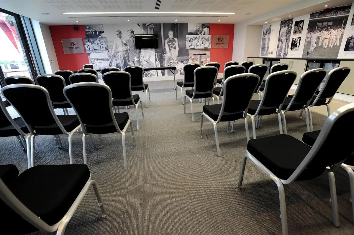 Brown Shipley Club Suite - Hilton Garden Inn Manchester Emirates Old Trafford