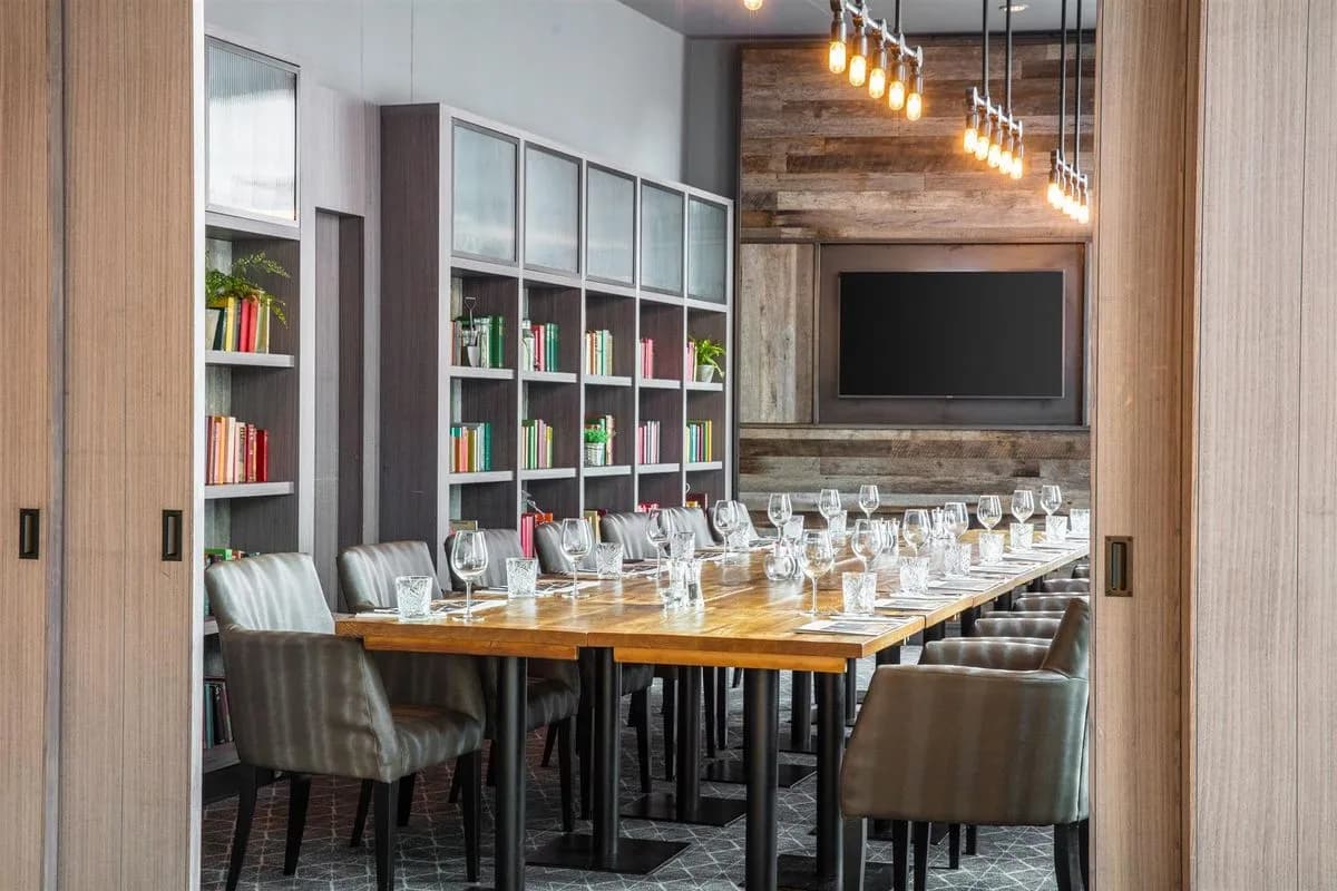 The Library Private Dining - DoubleTree by Hilton Manchester - Piccadilly