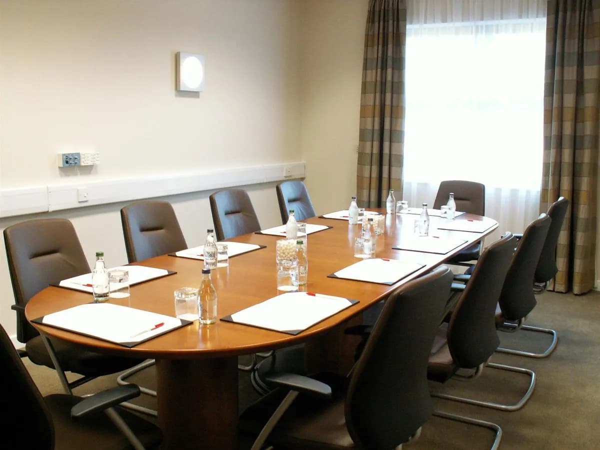 The Executive Boardroom - Ramada Plaza by Wyndham Wrexham