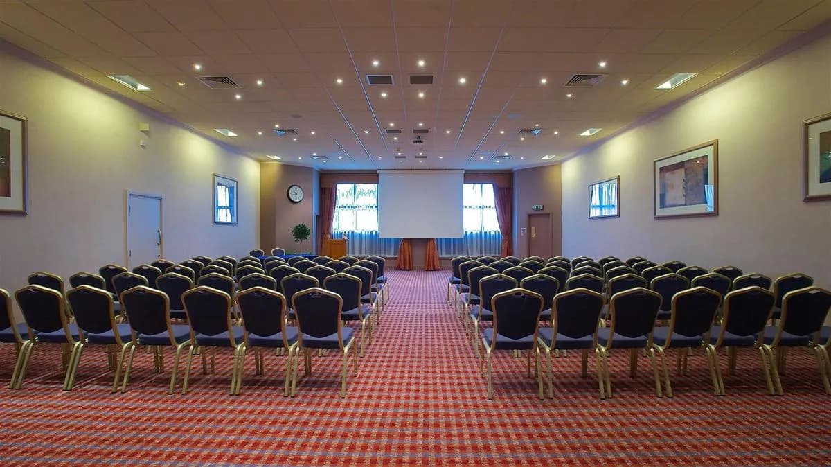 Manley Suite - Best Western Forest Hills Hotel 