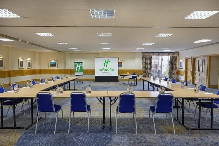 Ashton Suite - Holiday Inn Bolton Centre