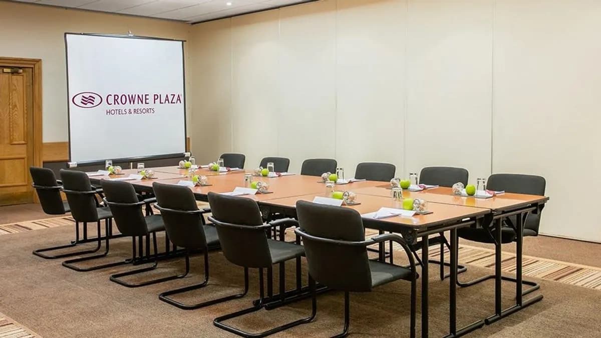 Cornwall Suite - Crowne Plaza Chester