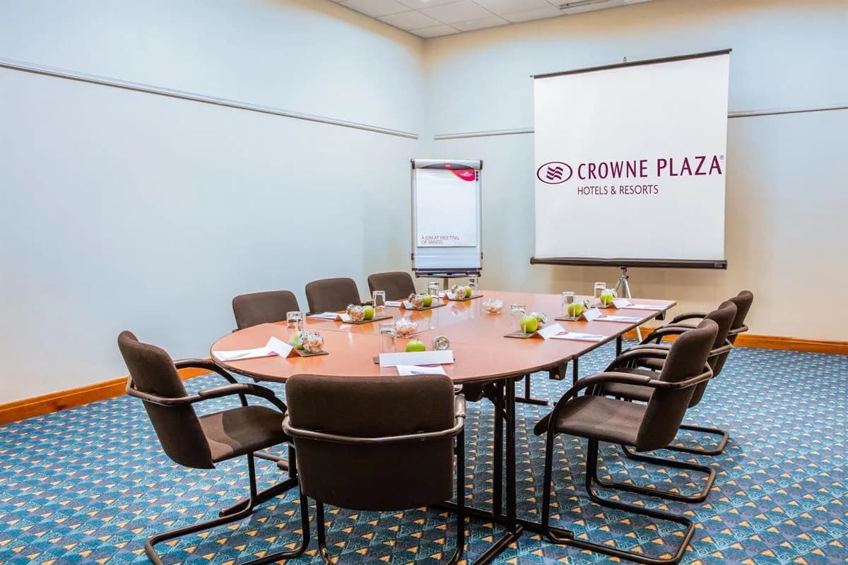 Christleton Suite - Crowne Plaza Chester