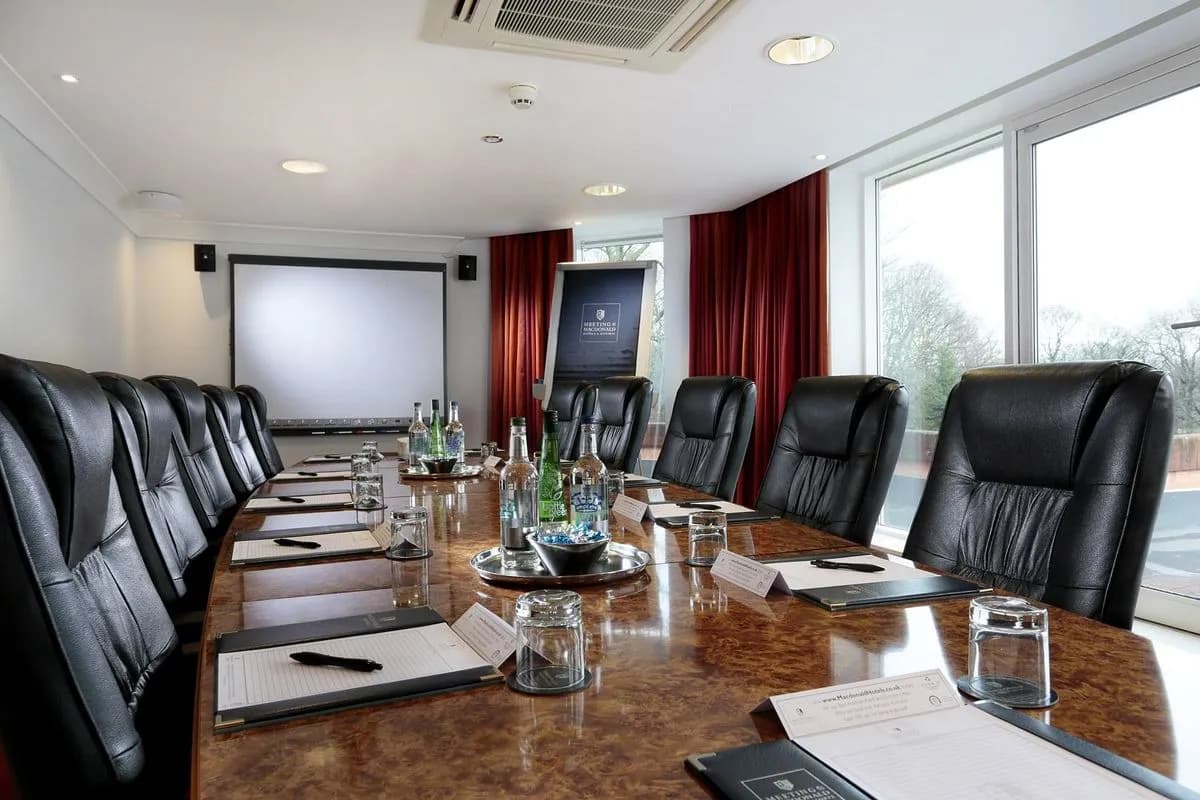 Boardroom 1 - Macdonald Kilhey Court