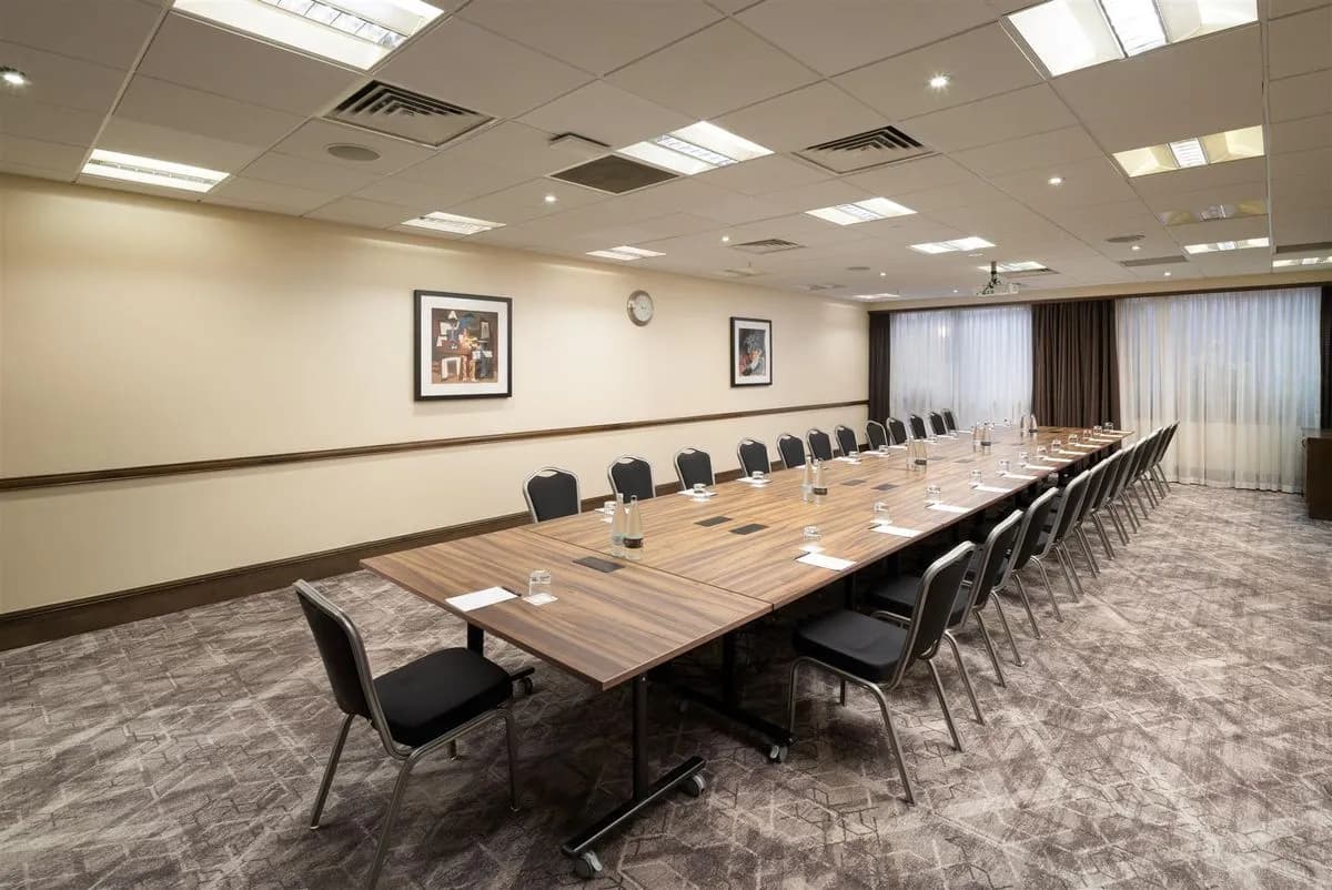 Surrey - Hilton Birmingham Metropole