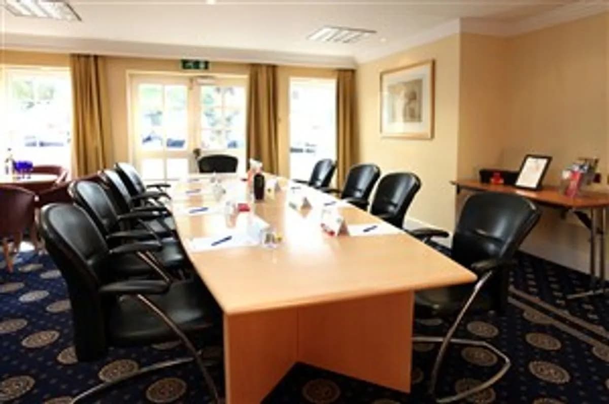 Boardroom 5 - Best Western Premier Yew Lodge East Midlands Airport