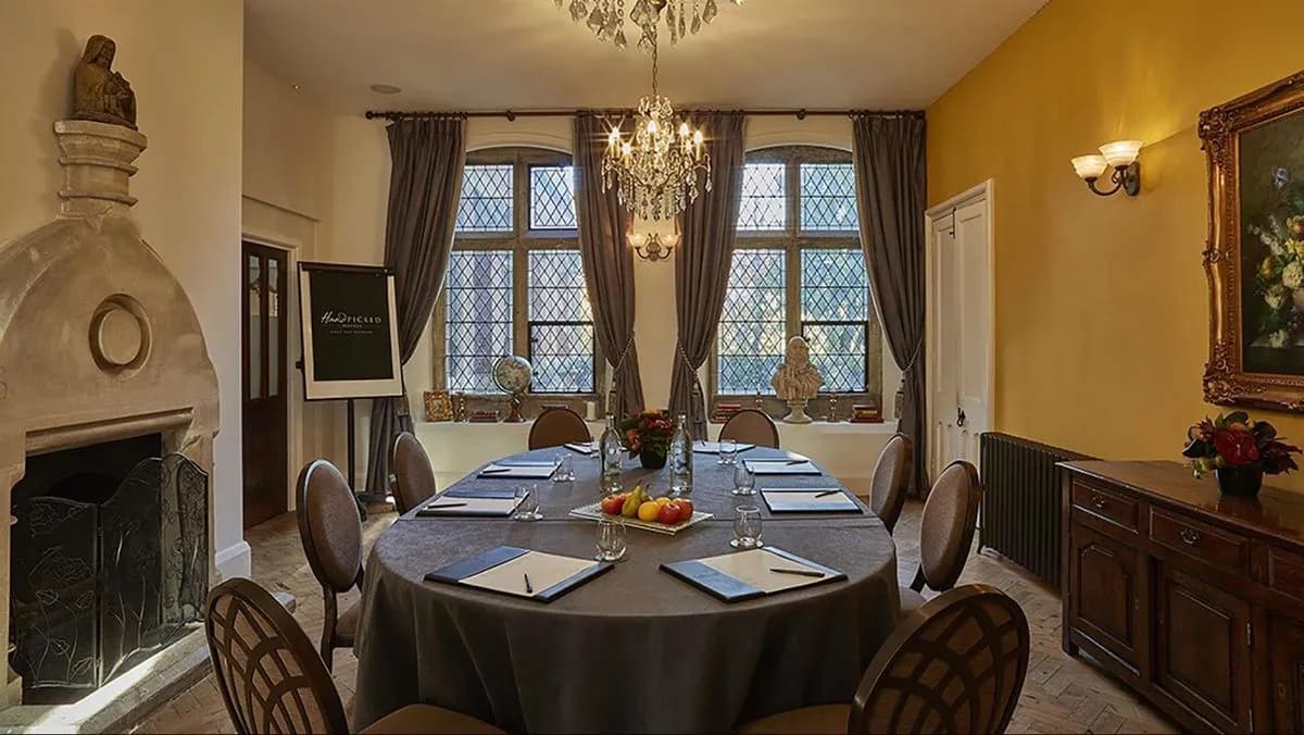 Clarence - Hand Picked Stanbrook Abbey Hotel
