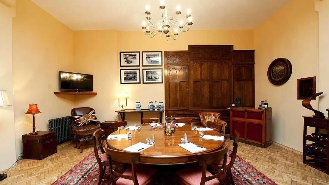 The Grooms Room - Hand Picked Stanbrook Abbey Hotel