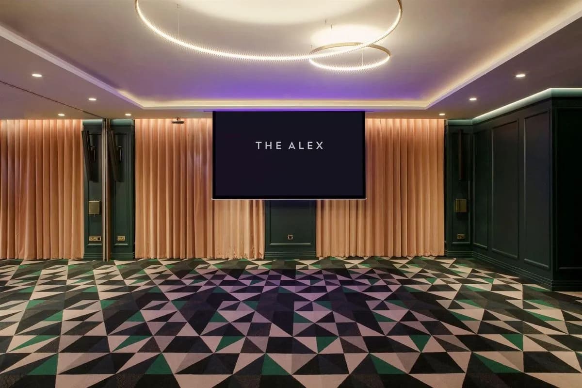 The Orient 3 - The Alex