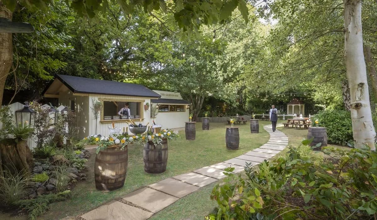 Garden Bar - Glenview Hotel and Leisure Club