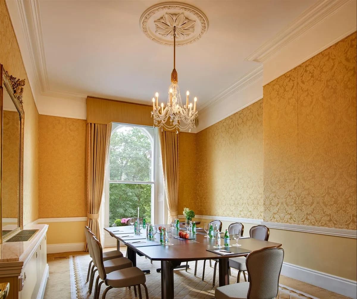 George Olden Suite - The Shelbourne, Autograph Collection