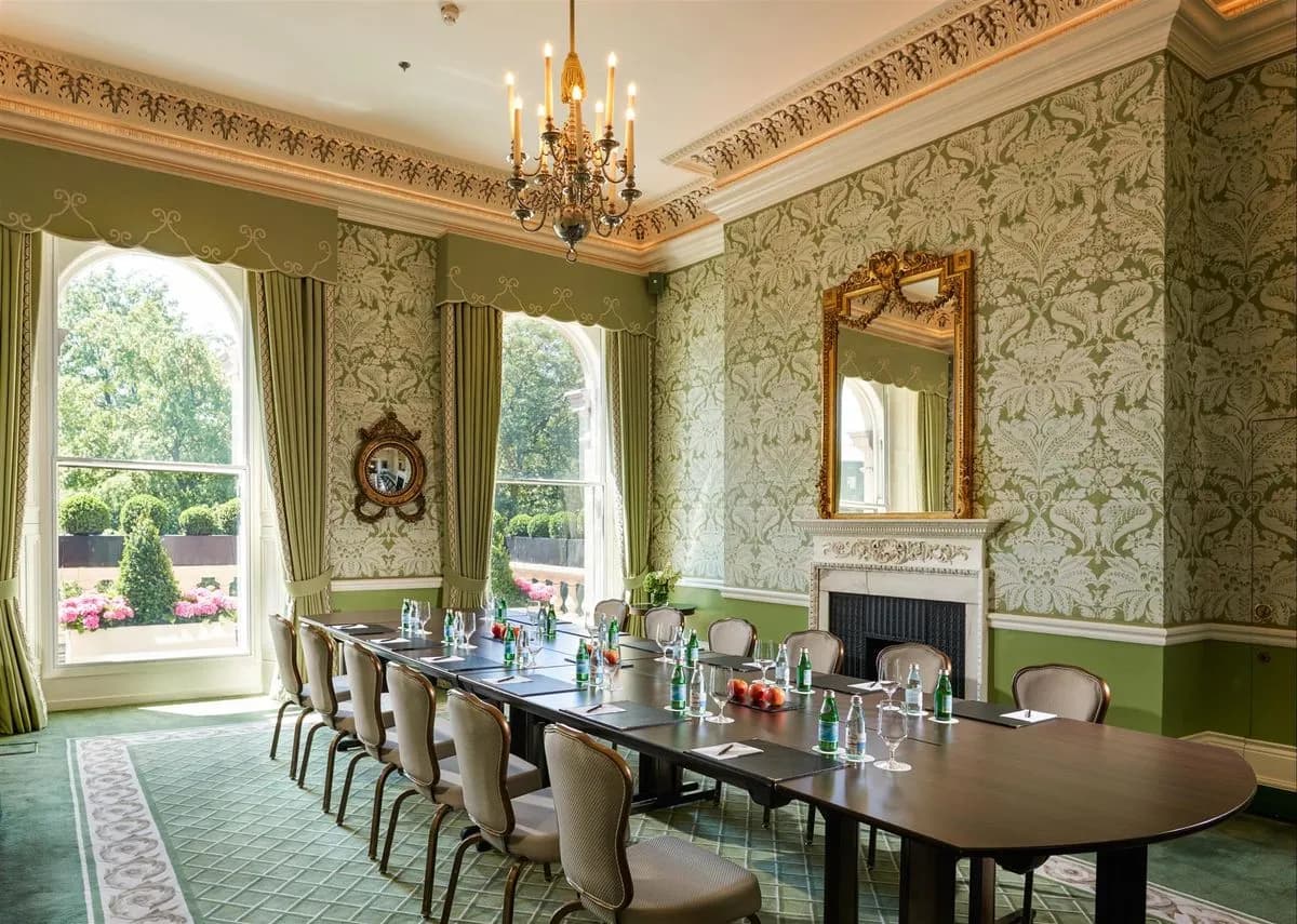 George Moore Suite - The Shelbourne, Autograph Collection