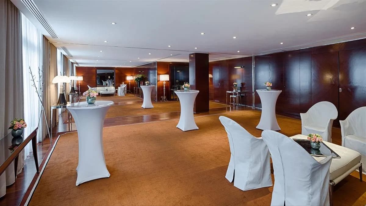 Salon Duhayon, Junot & Bermond - Le Royal Monceau - Raffles Paris