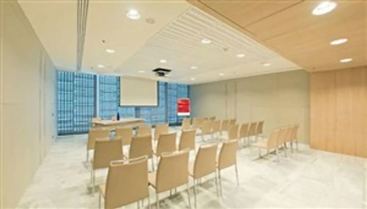 LONDRES - NH Collection Madrid Eurobuilding