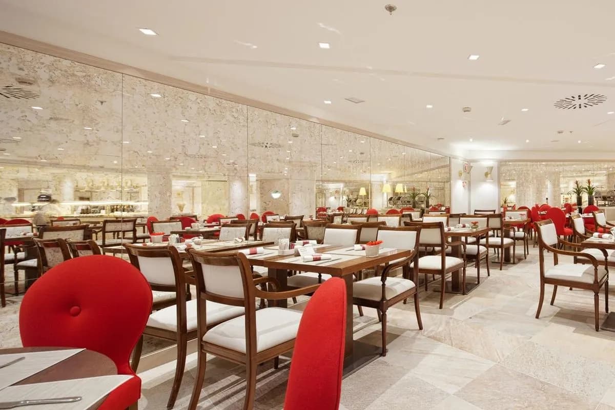 RESTAURANT - NH Collection Madrid Paseo del Prado