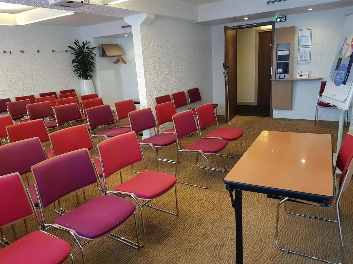 BERCY - B&B HOTEL Cergy Port
