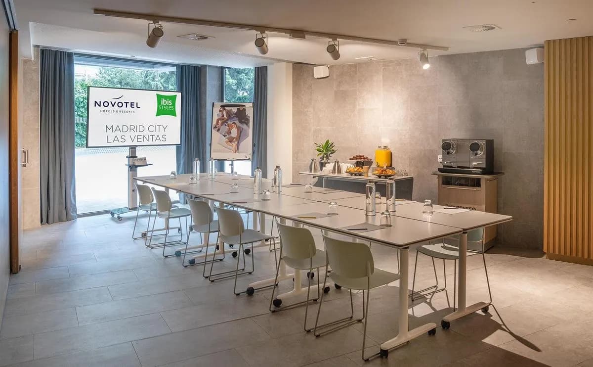 CAMALEON MEETING ROOM - Novotel & Ibis Styles Madrid City Las Ventas