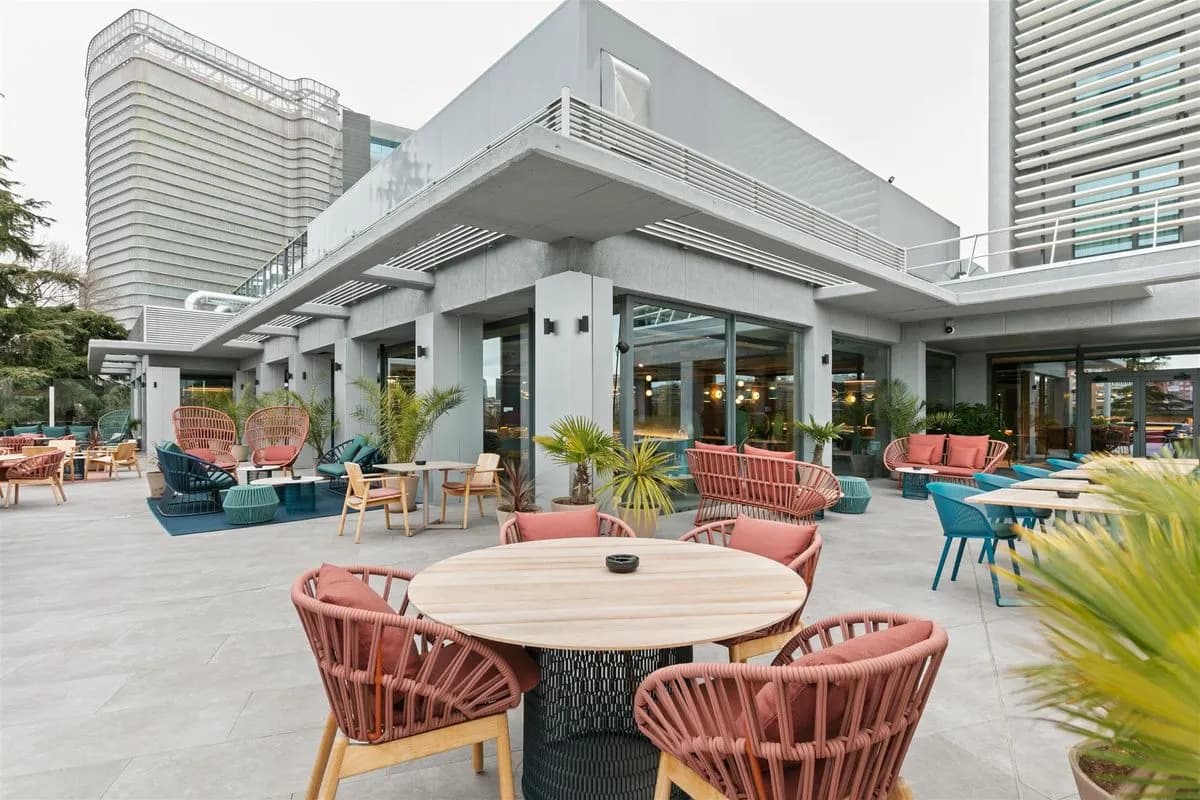 TERRACE - Novotel & Ibis Styles Madrid City Las Ventas