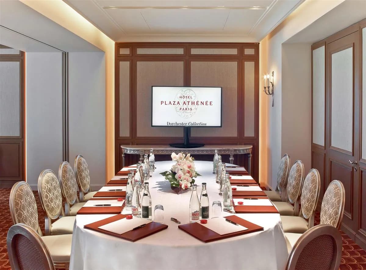 Creation Room B - Hotel Plaza Athenee Paris, Dorchester Collection