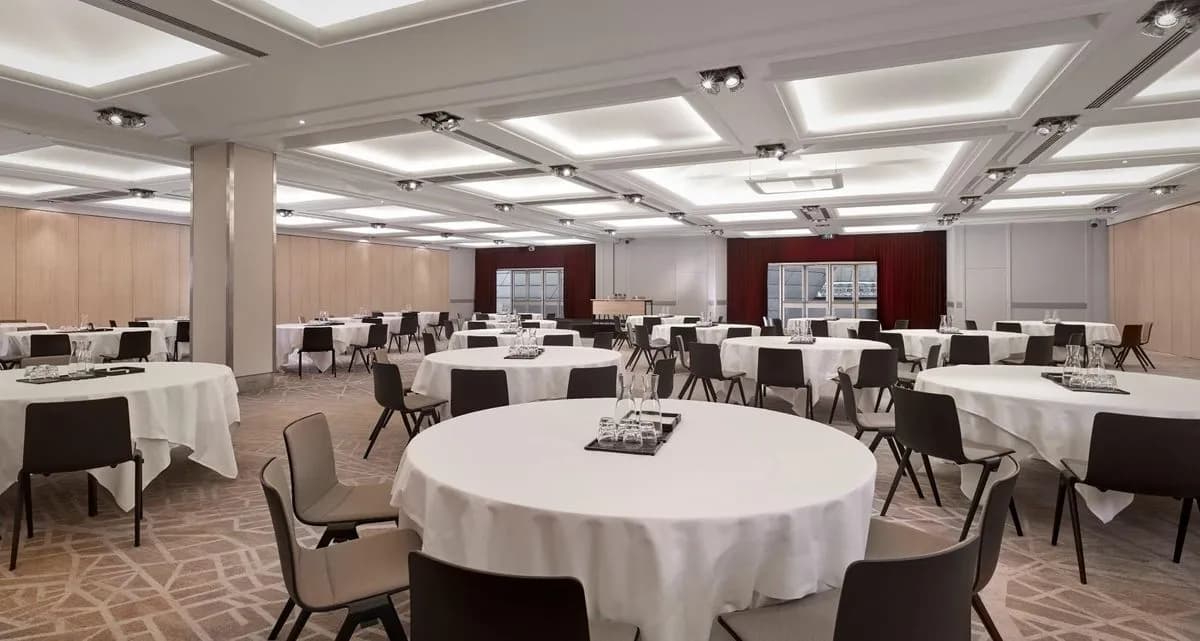 Regency 7 - Hyatt Regency Paris Etoile