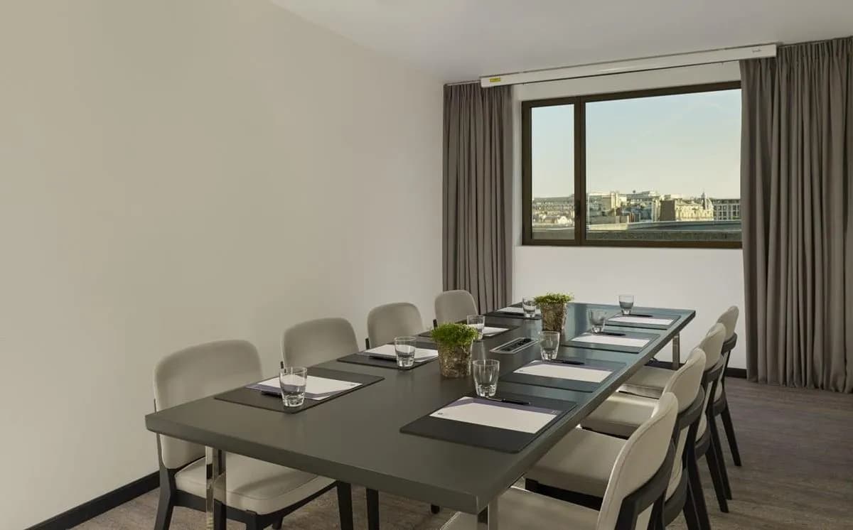 Tower 3 - Hyatt Regency Paris Etoile