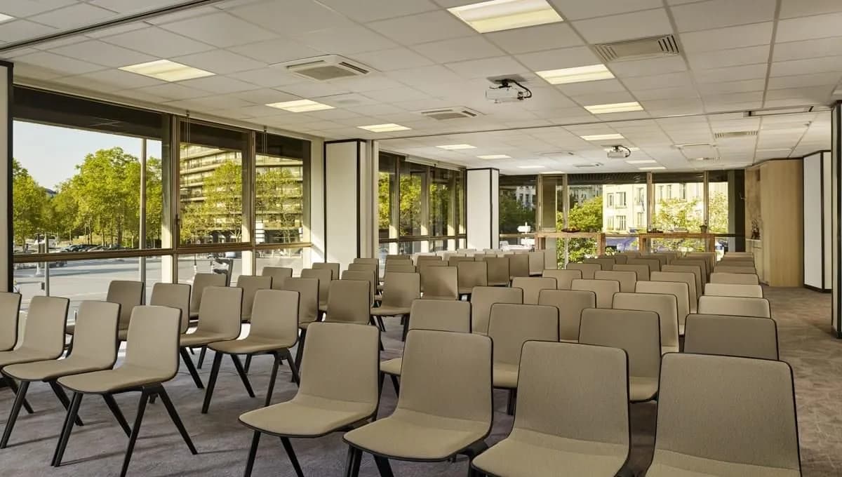 Lab 12 - Hyatt Regency Paris Etoile