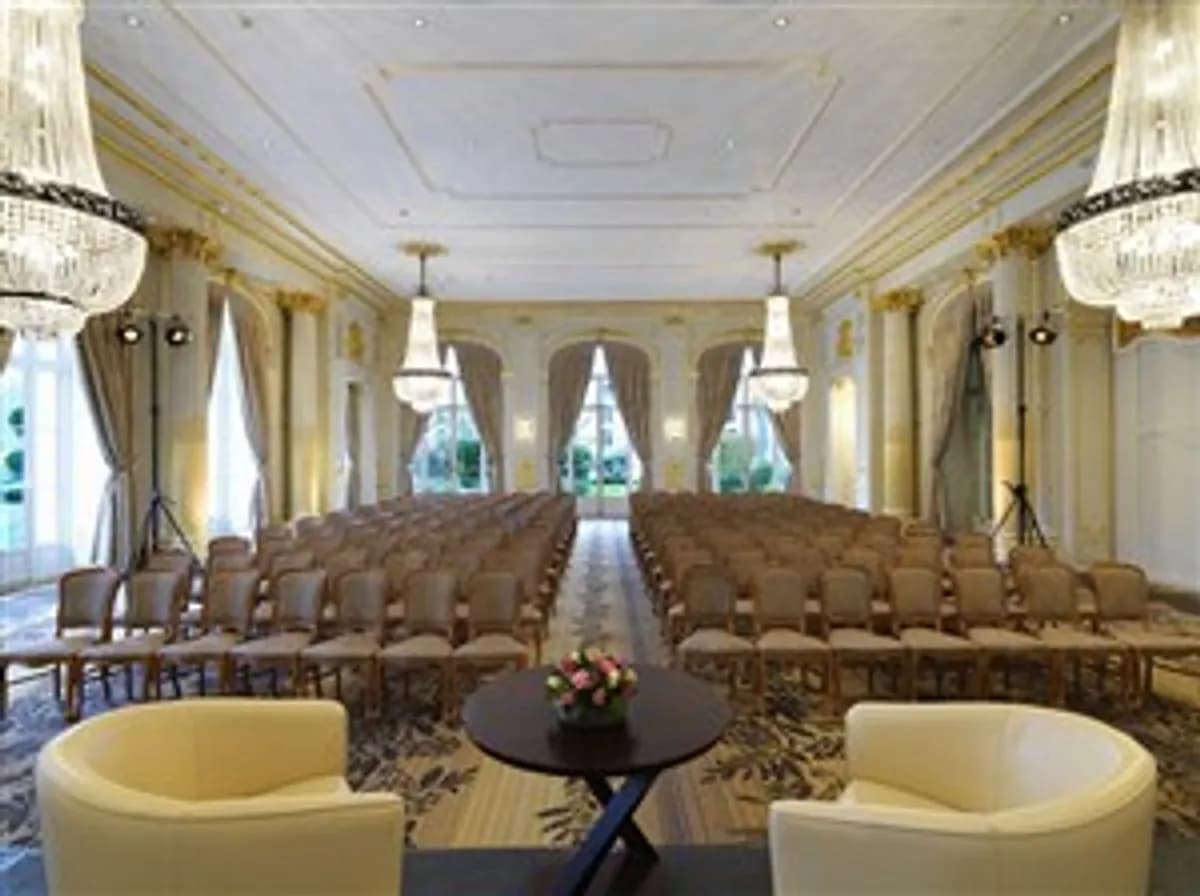 CLEMENCEAU - Waldorf Astoria Versailles - Trianon Palace