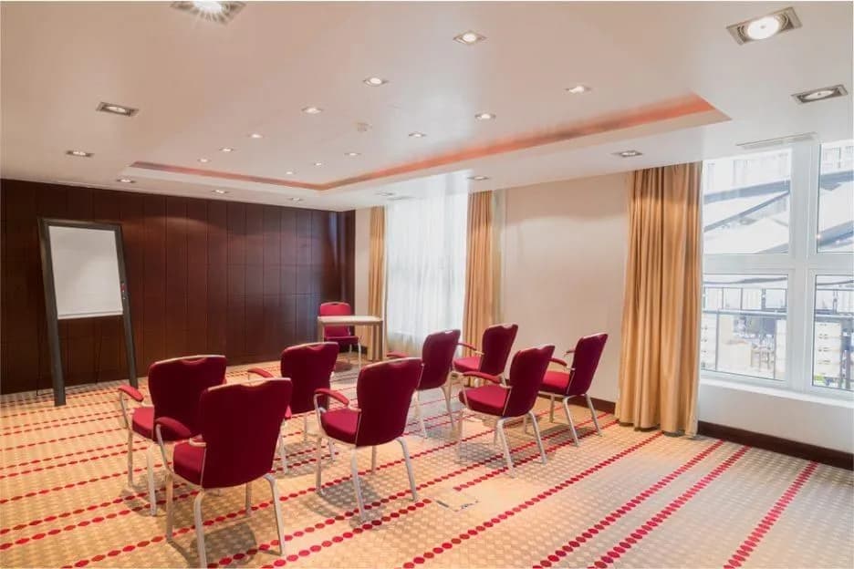 Saturne 3 - The Atrium Hotel & Conference Centre by Penta