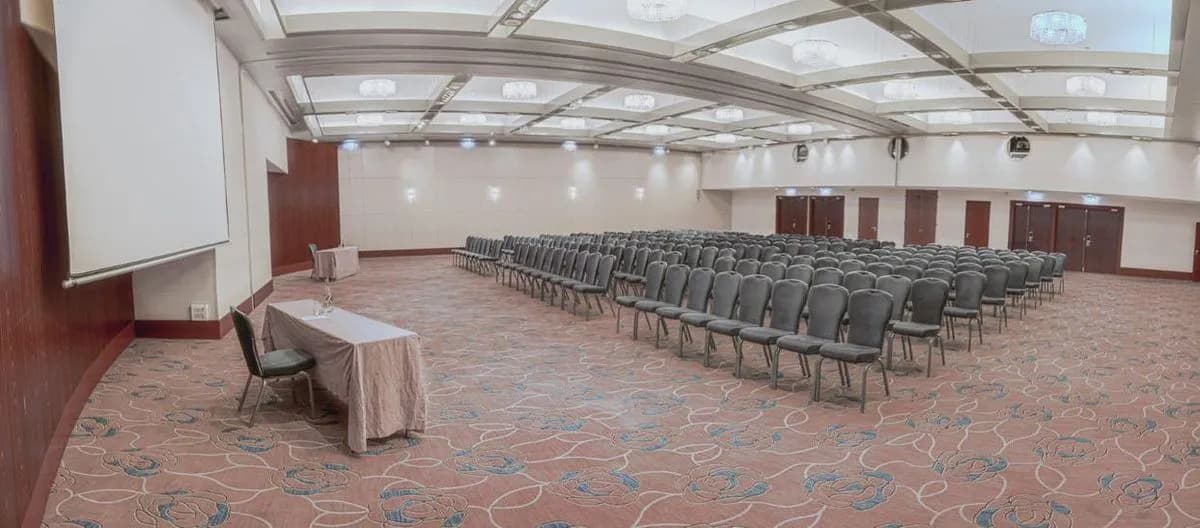 Apogee 5 - The Atrium Hotel & Conference Centre by Penta