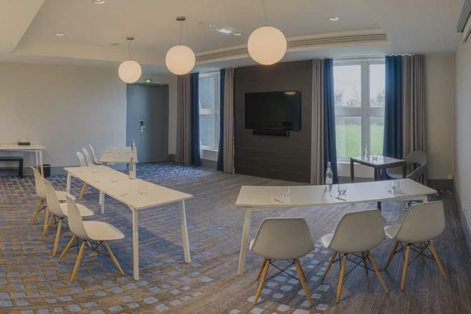 Administration Office - The Atrium Hotel & Conference Centre by Penta