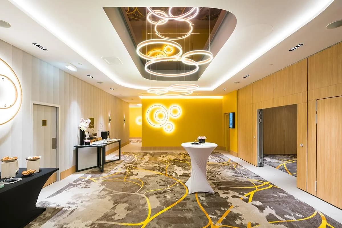 Place Lenche - InterContinental Marseille - Hotel Dieu
