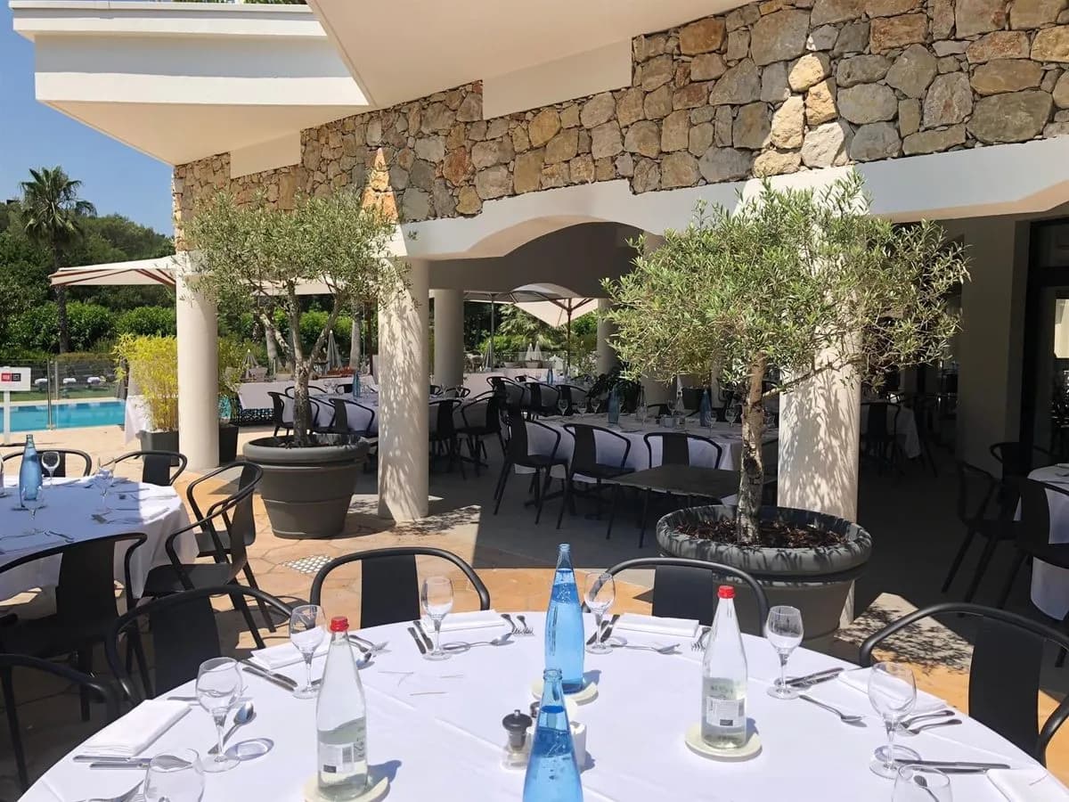 Terrasse les loges - Mouratoglou Hotel & Resort