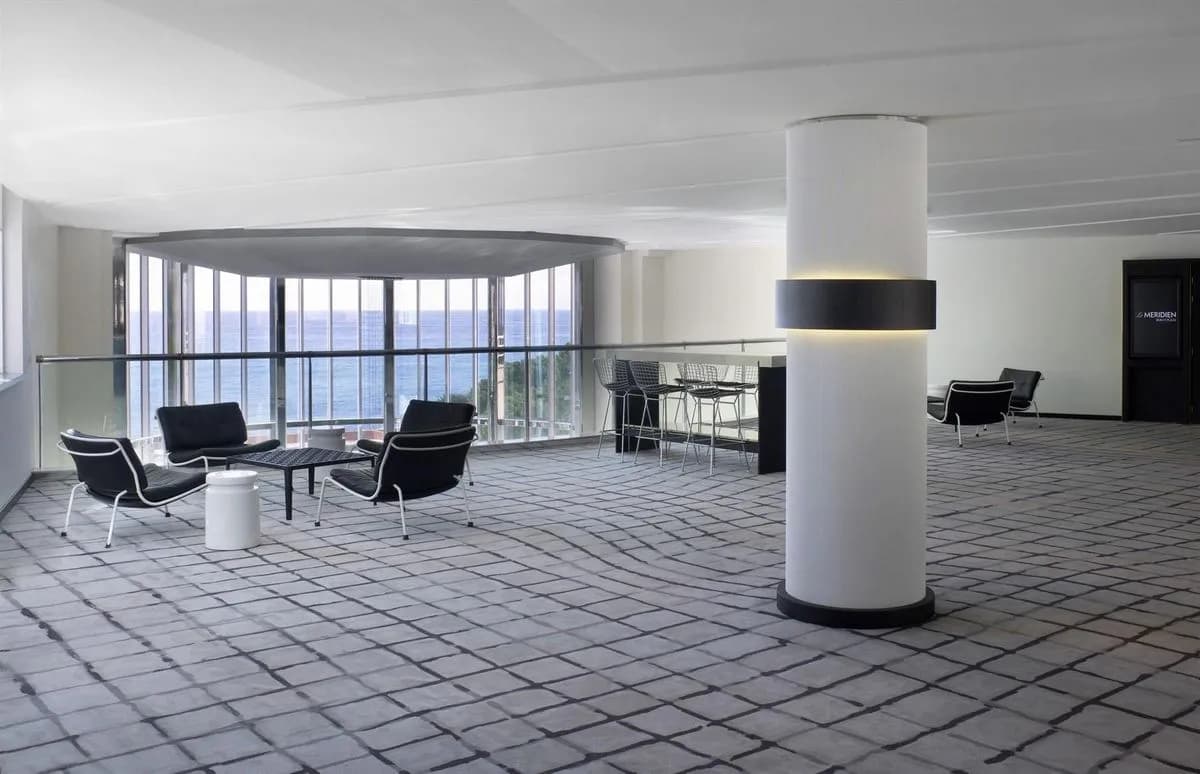 Level 4 Hall - Le Méridien Beach Plaza