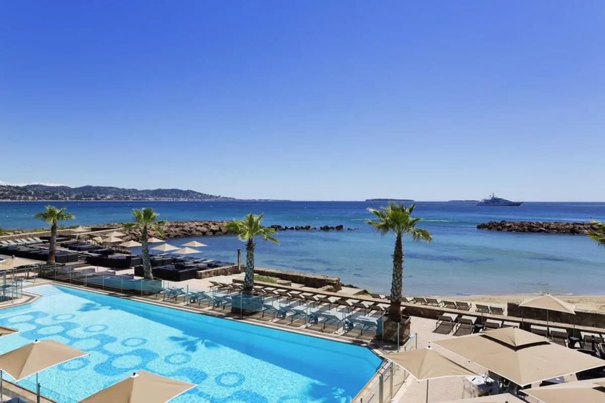 POOL TERRACE - Pullman Cannes Mandelieu
