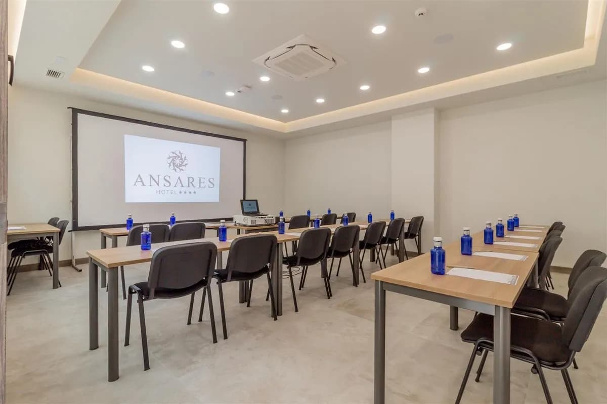 Ansares 1 - Hotel Ansares