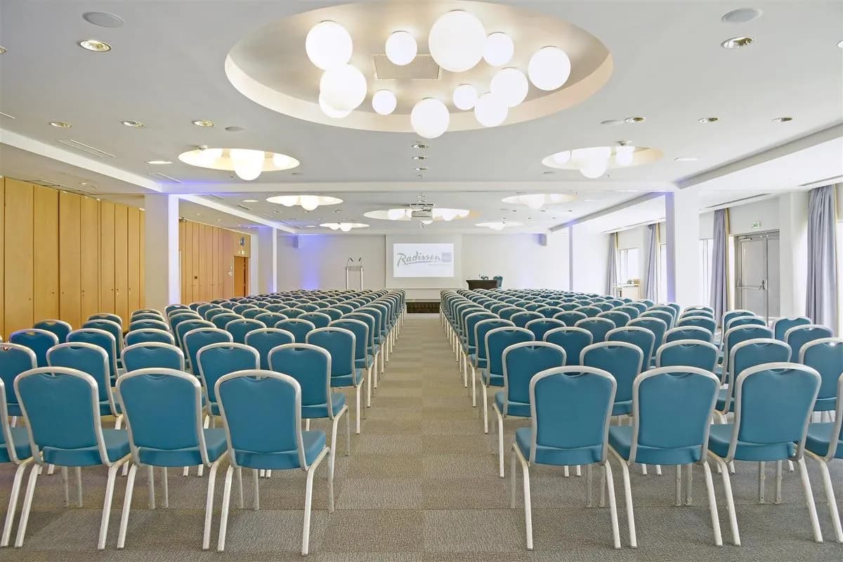 ICARE 1 + 2 - Radisson Blu Hotel Toulouse Airport