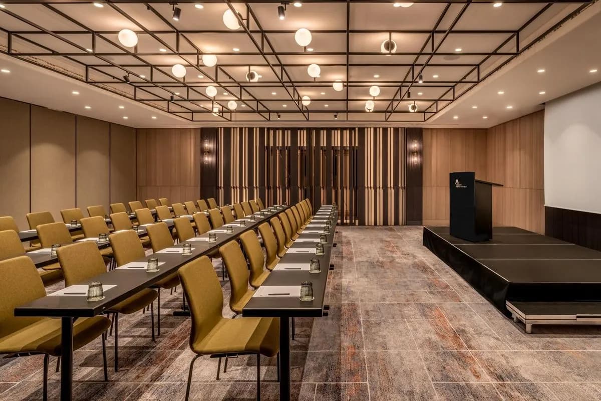 Conference Room 5 - Munich Marriott Hotel City West