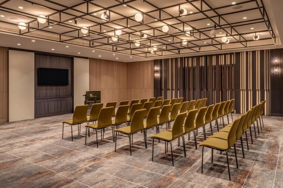 Conference Room 4 - Munich Marriott Hotel City West