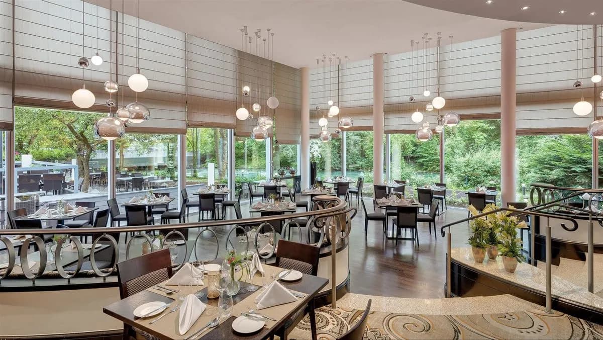 Tivoli Restaurant - Hilton Munich Park