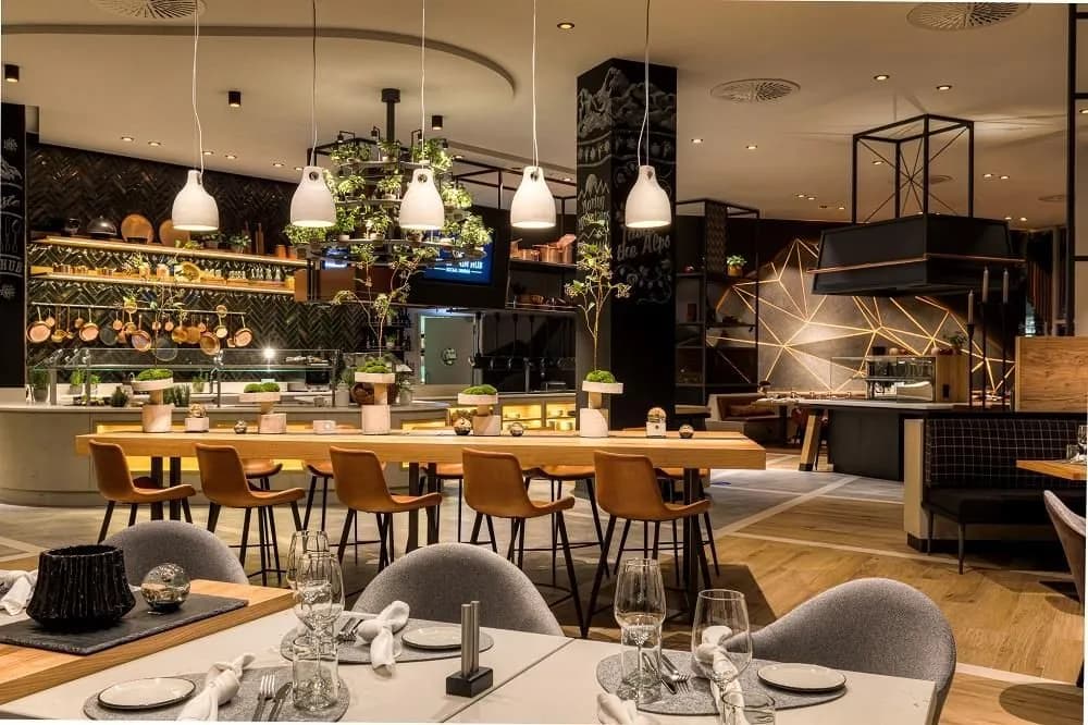 Mountain Hub Social Dining Restaurant - Hilton Munich Airport