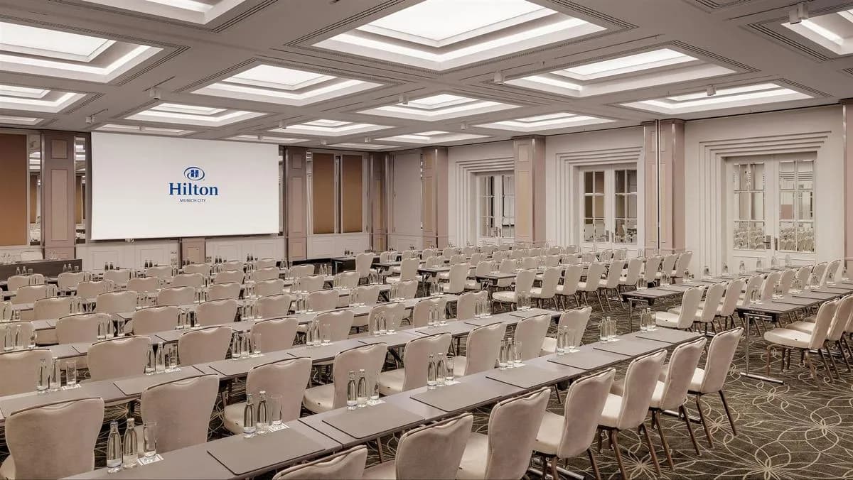 Salon Strauss A - Hilton Munich City